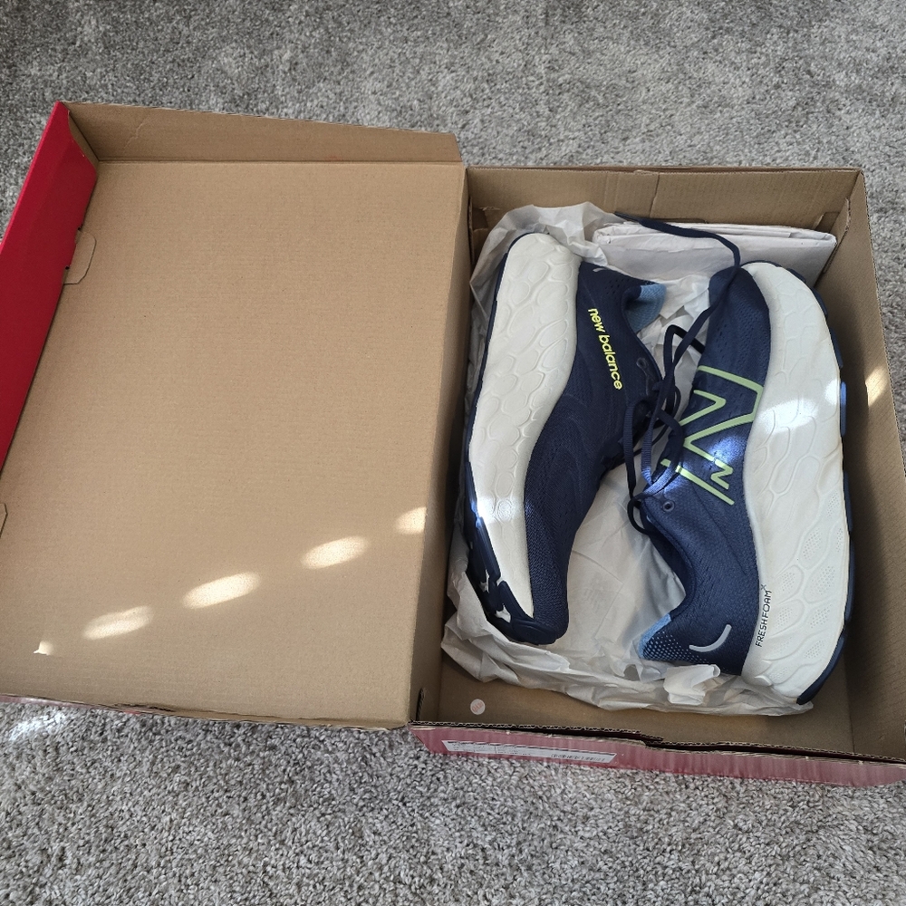New Balance Fresh Foam X More v4 Sneakers - Navy and Lime - Picture 12 of 13